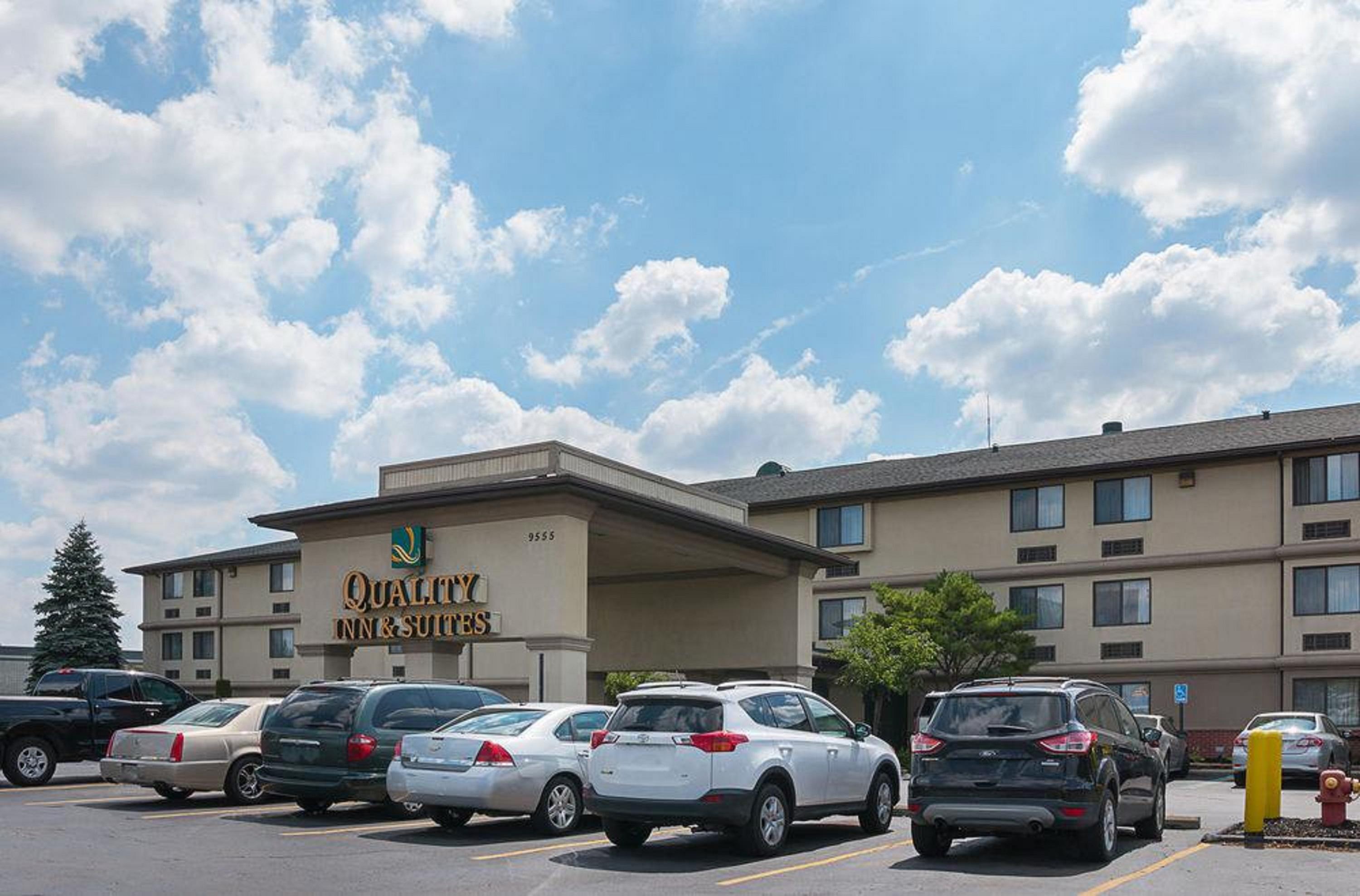 Quality Inn & Suites Detroit Metro Airport Ром'юлус Екстер'єр фото