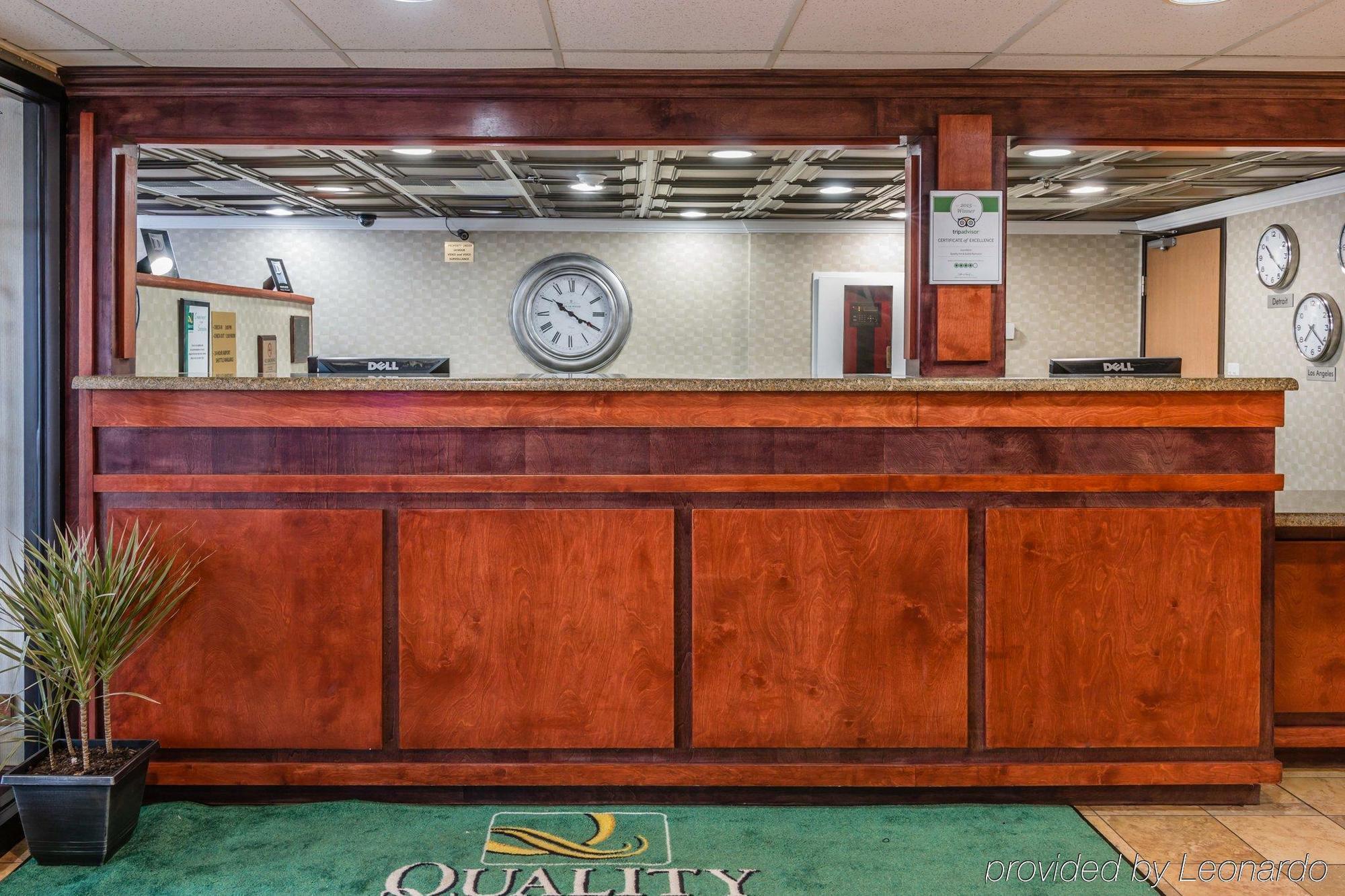 Quality Inn & Suites Detroit Metro Airport Ром'юлус Екстер'єр фото
